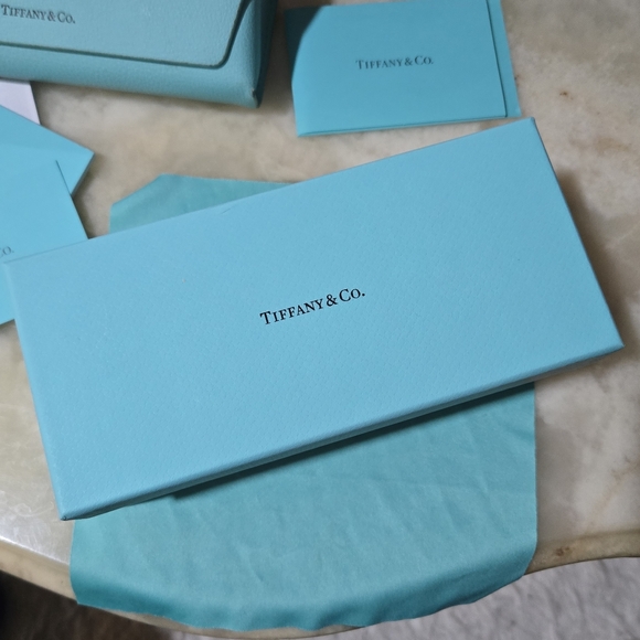 Tiffany & Co. Glass Case Set Blue - Picture 10 of 15